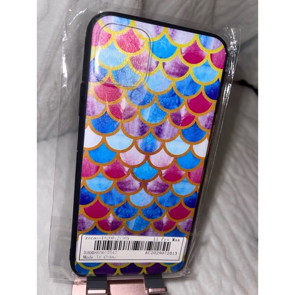 Colorful Fish Scales iPhone 11 Pro Max Case 💕 - Picture 14 of 17